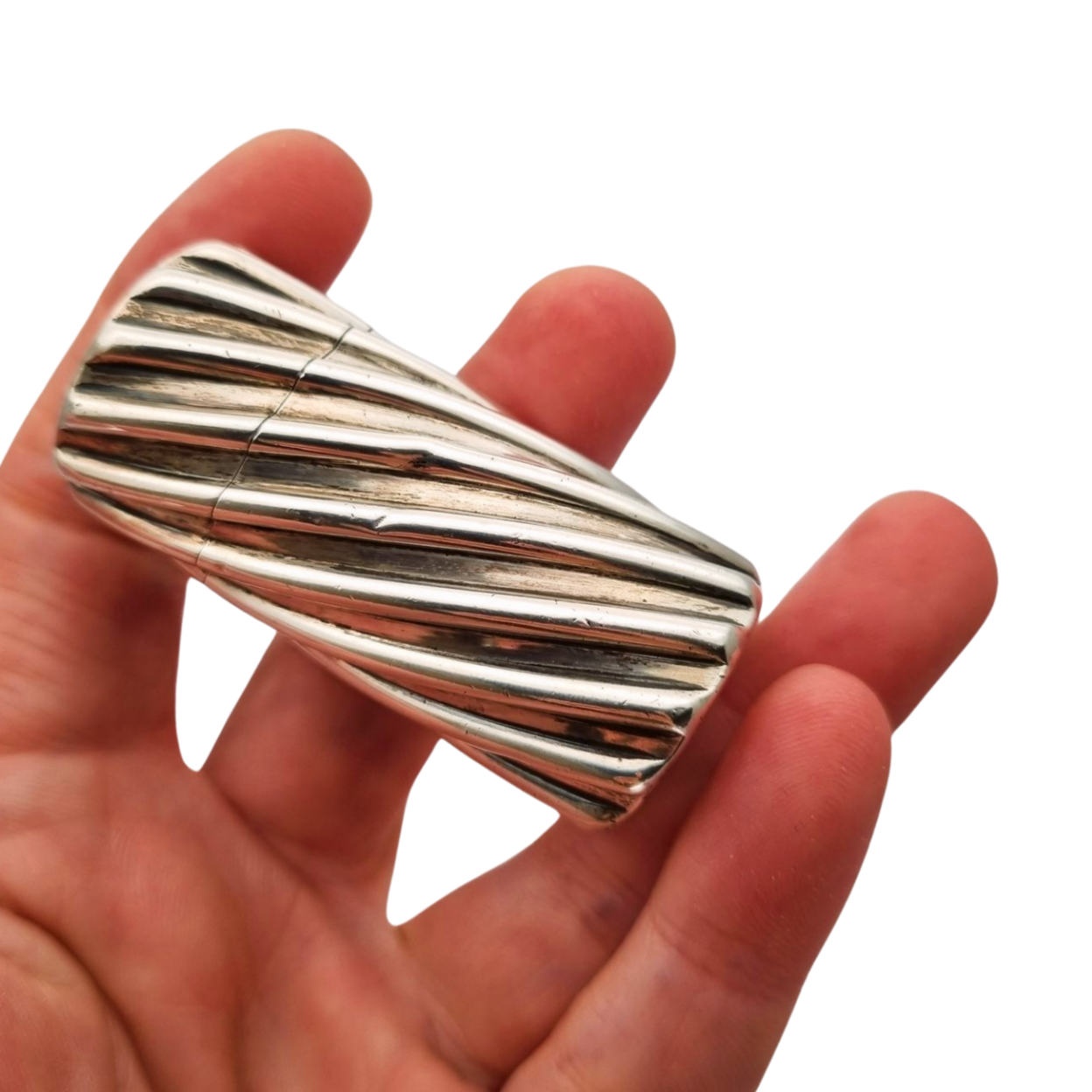 Victorian perfume bottle in silver by S.M Sampson Mordan London 1882, Tonnel Paris