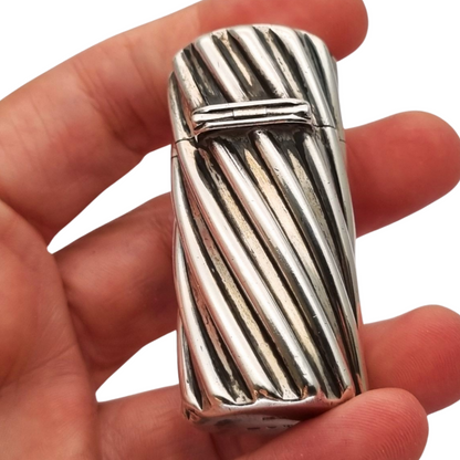 Victorian perfume bottle in silver by S.M Sampson Mordan London 1882, Tonnel Paris