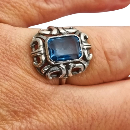 Art Deco style ring, .835 silver with rectangular blue stone, Europe circa 1960-70