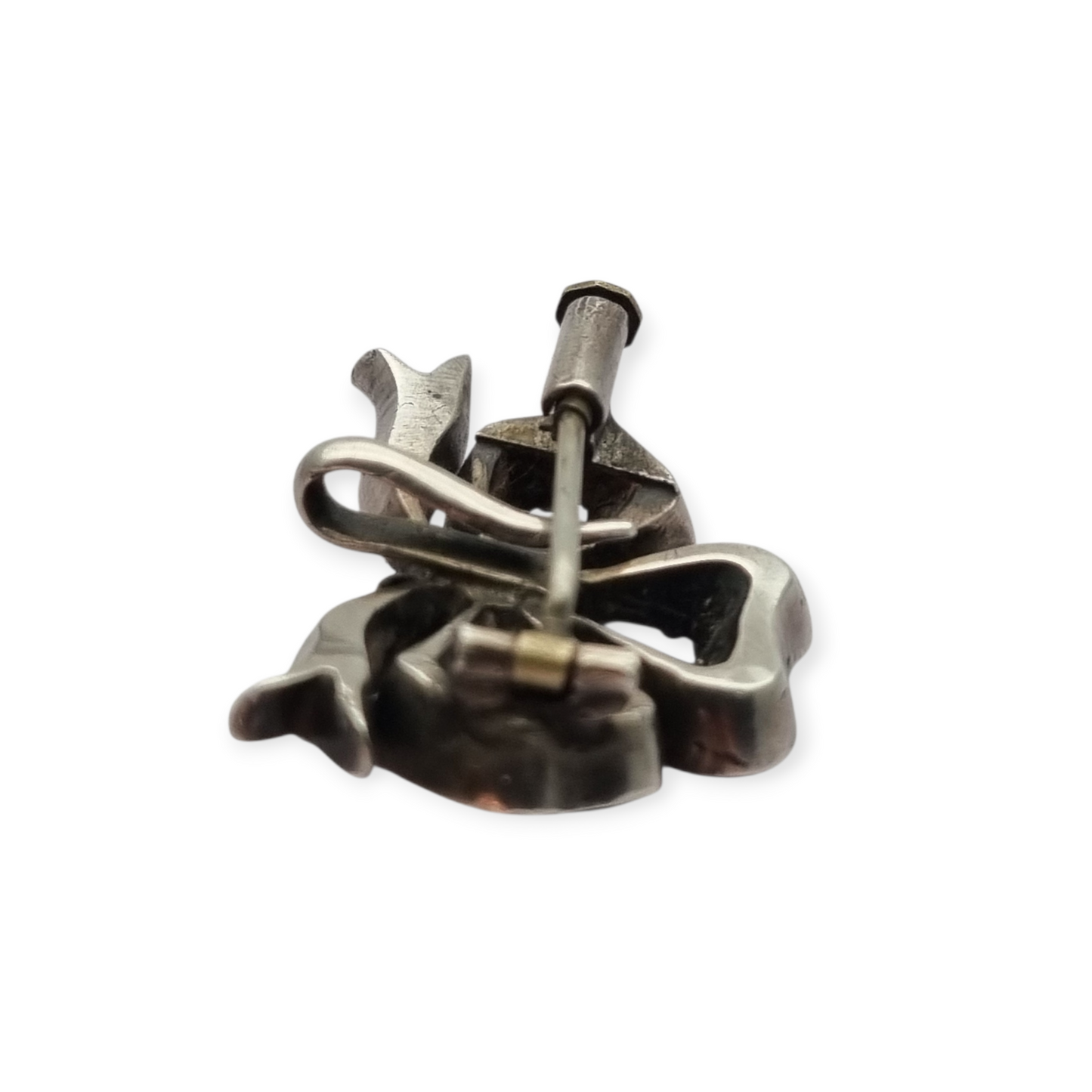 Art Deco bow pendant in silver, antique brooch, Europe Circa 1930-40