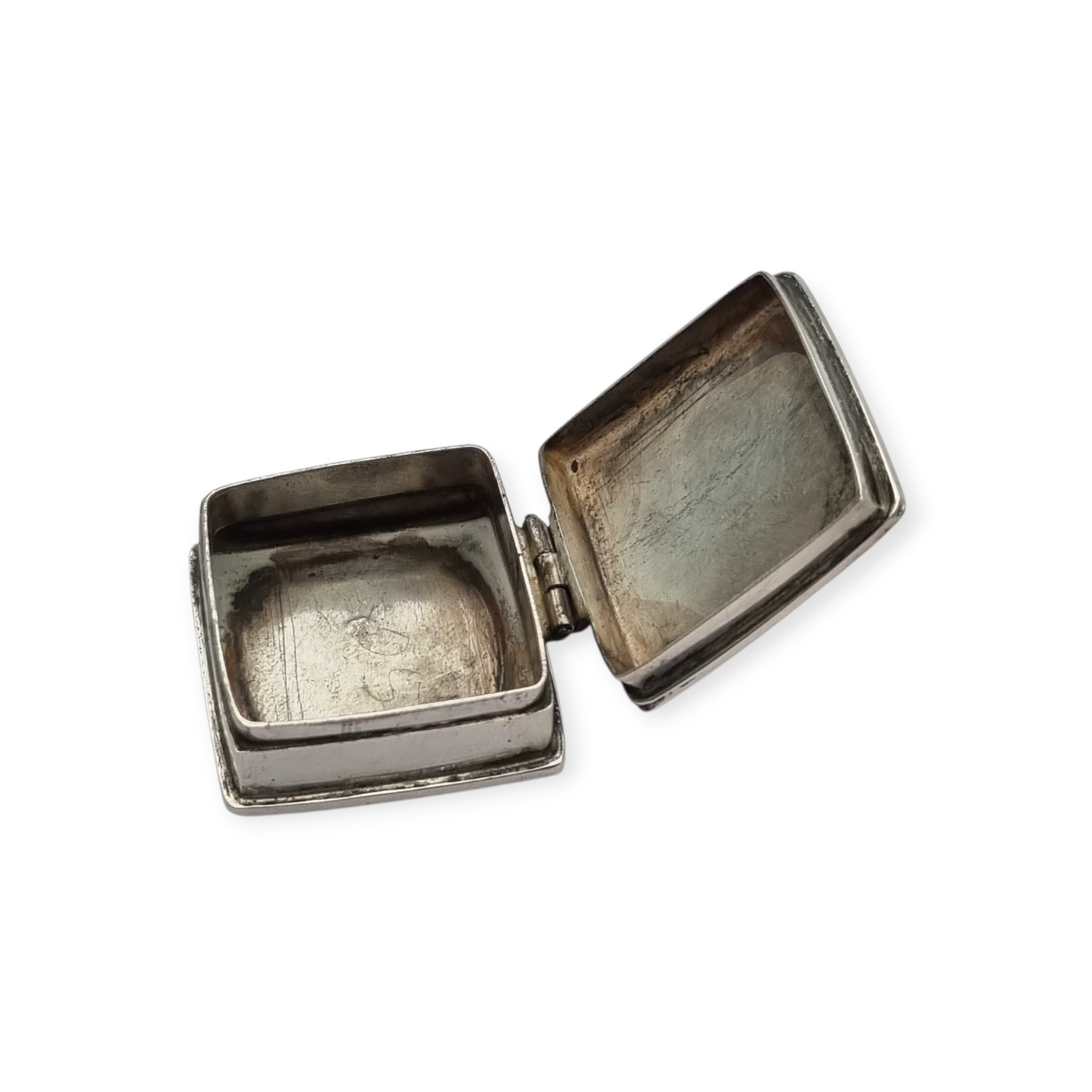 925 silver pill box with letter O decorated with marcasites, circa 1980
