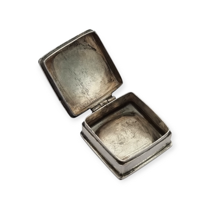 925 silver pill box with letter O decorated with marcasites, circa 1980