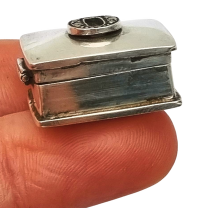 925 silver pill box with letter O decorated with marcasites, circa 1980