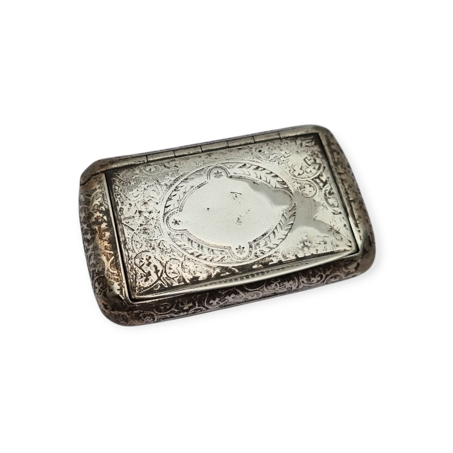 Caja de rapé antigua de plata francesa con decoración grabada, circa 1900