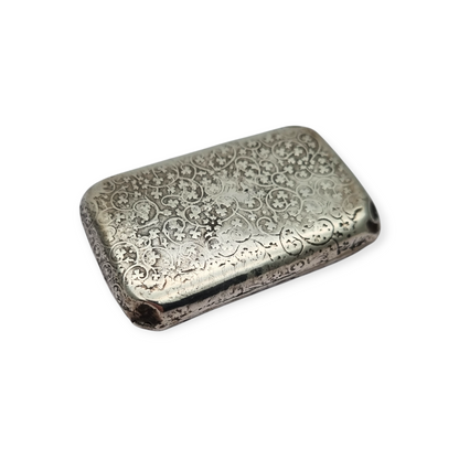 Caja de rapé antigua de plata francesa con decoración grabada, circa 1900