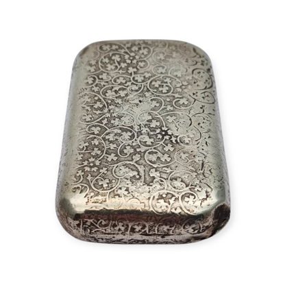 Caja de rapé antigua de plata francesa con decoración grabada, circa 1900