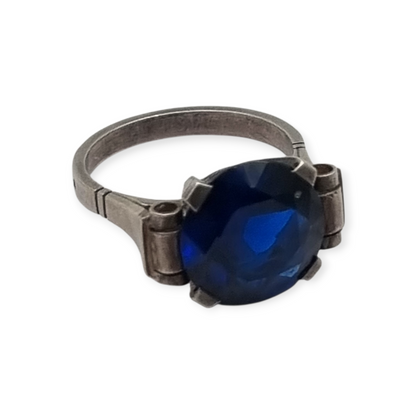 French Art Deco silver ring with faceted blue glass, circa 1940-50