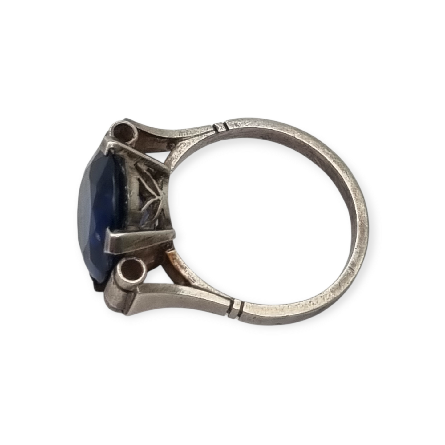 French Art Deco silver ring with faceted blue glass, circa 1940-50