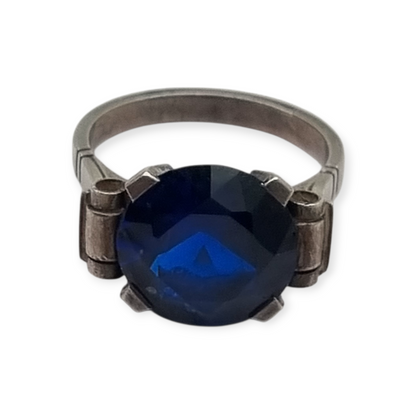 French Art Deco silver ring with faceted blue glass, circa 1940-50