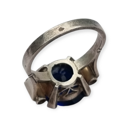 French Art Deco silver ring with faceted blue glass, circa 1940-50