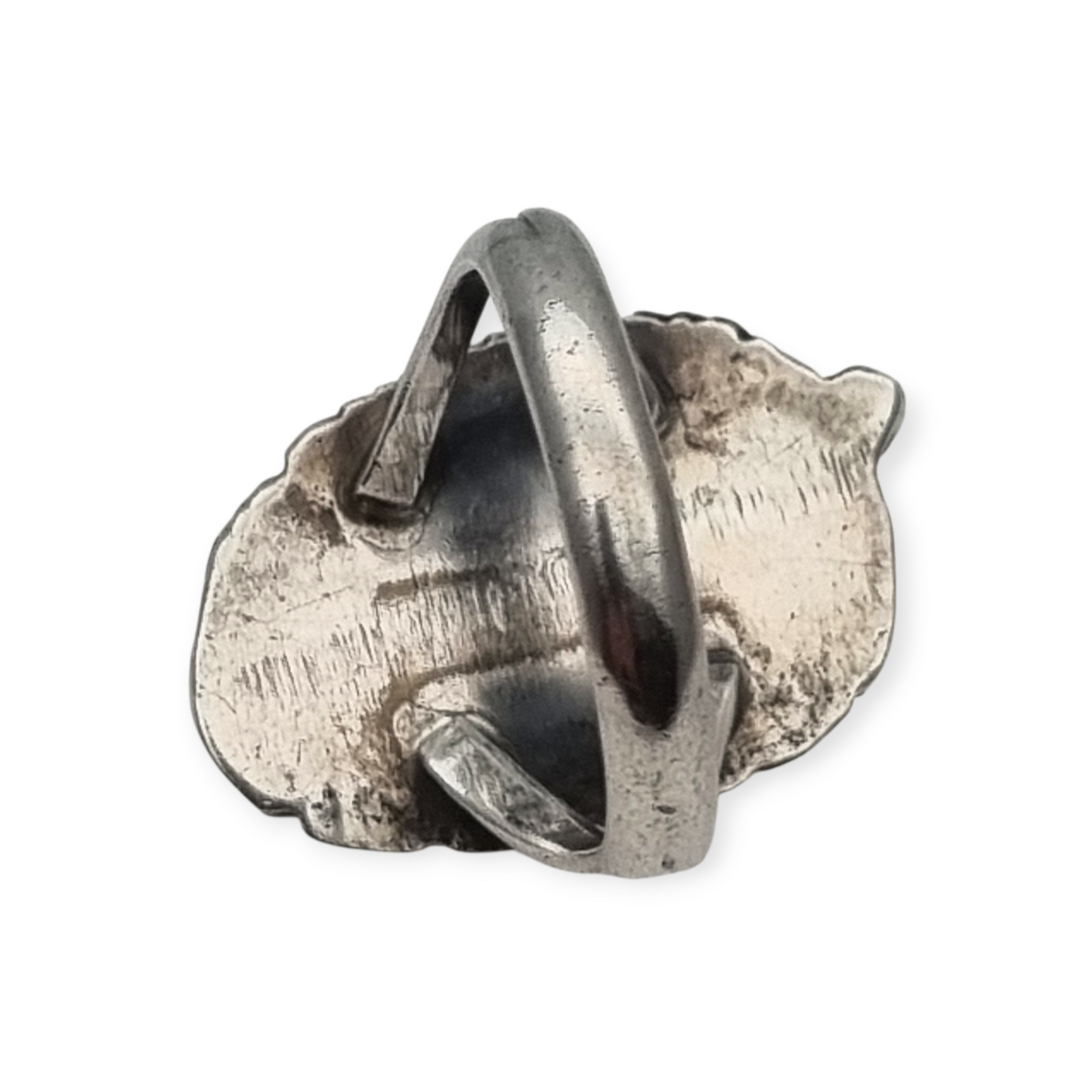 Navajo silver red coral leaf ring signed GM, Gerald Mitchell, Boho jewelry, circa 1970-80