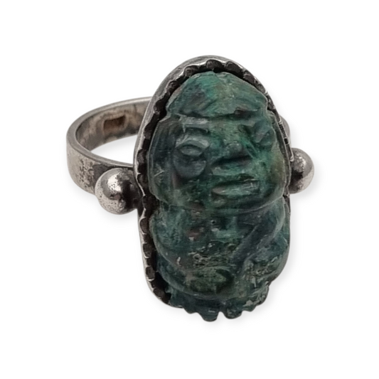 Mayan silver ring with carved green stone, ethnic boho style, circa 1970-80
