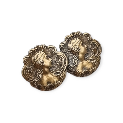 Art Nouveau Gilt Brass Floral Female Portrait Brooch, circa 1900-1910