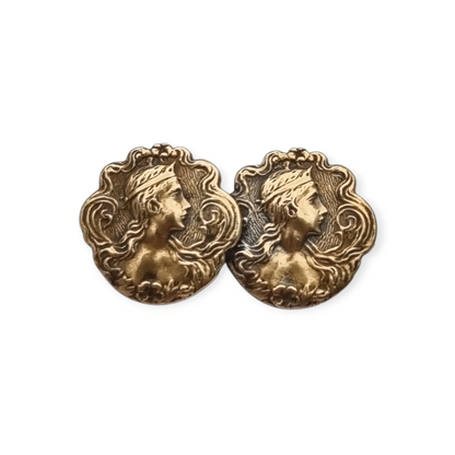 Art Nouveau Gilt Brass Floral Female Portrait Brooch, circa 1900-1910