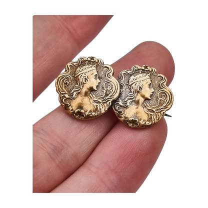 Art Nouveau Gilt Brass Floral Female Portrait Brooch, circa 1900-1910
