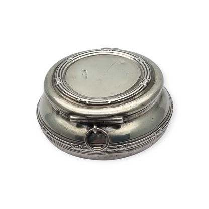 Caja eduardiana antigua redonda de plata para chatelaine circa 1915