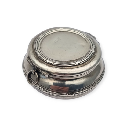 Caja eduardiana antigua redonda de plata para chatelaine circa 1915