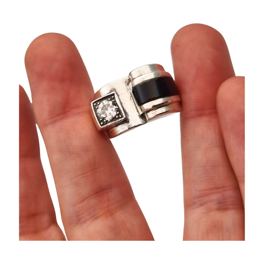 French Art Deco ring in 800 Silver with onyx and crystal circa 1930