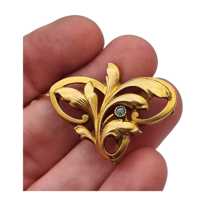 FIX Art Nouveau gold-plated brooch with green stone and floral design, circa 1920