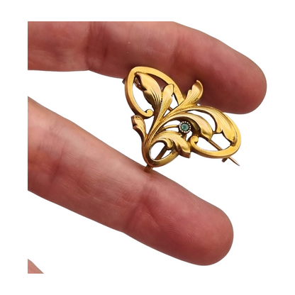 FIX Art Nouveau gold-plated brooch with green stone and floral design, circa 1920