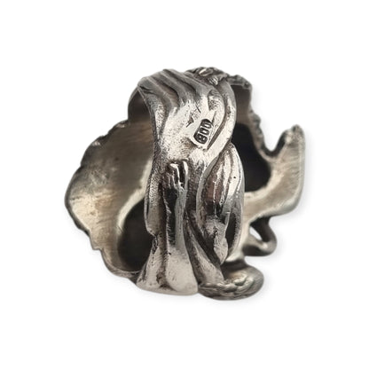 Mythological Leda and the Swan ring in 800 Italian silver, 20th century Art Nouveau sculptural style