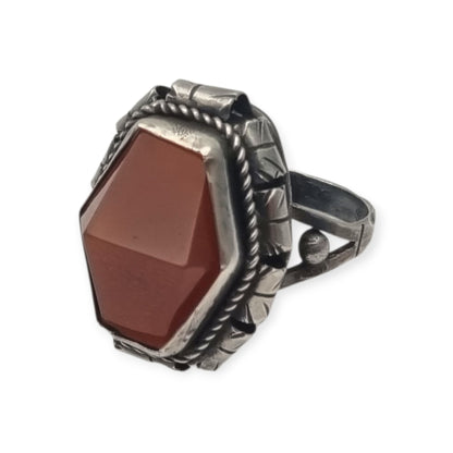 Late Art Deco sterling silver faceted carnelian ring circa 1940-1950