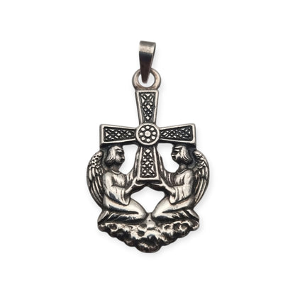 Colgante Cruz de los Ángeles en plata, diseño asturiano religioso, circa 1980
