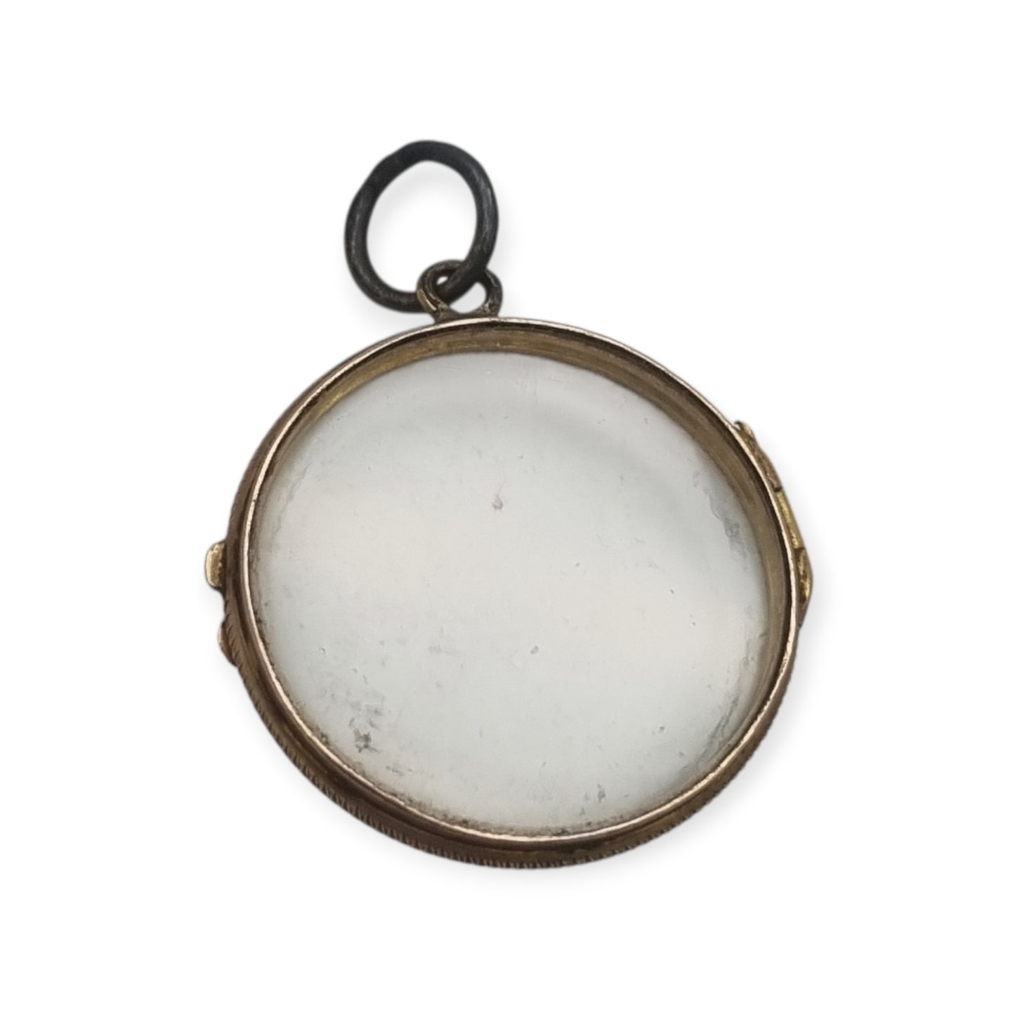 Colgante guardapelo antiguo redondo de metal y cristal biselado, circa 1920