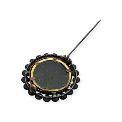 Broche guardapelo victoriano de luto, metal lacado negro, Inglaterra, circa 1890-1900