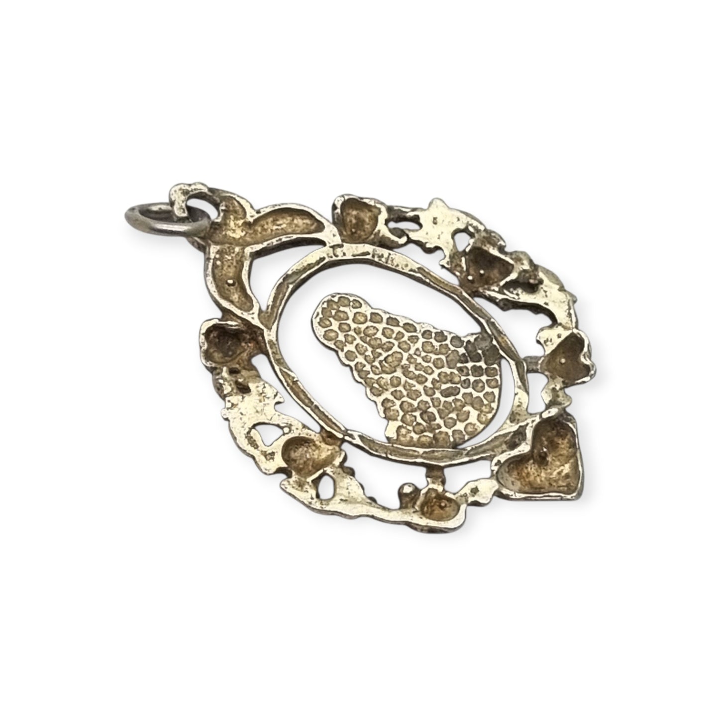 Colgante religioso de la Virgen del Rocío en plata de ley, diseño calado con corazones