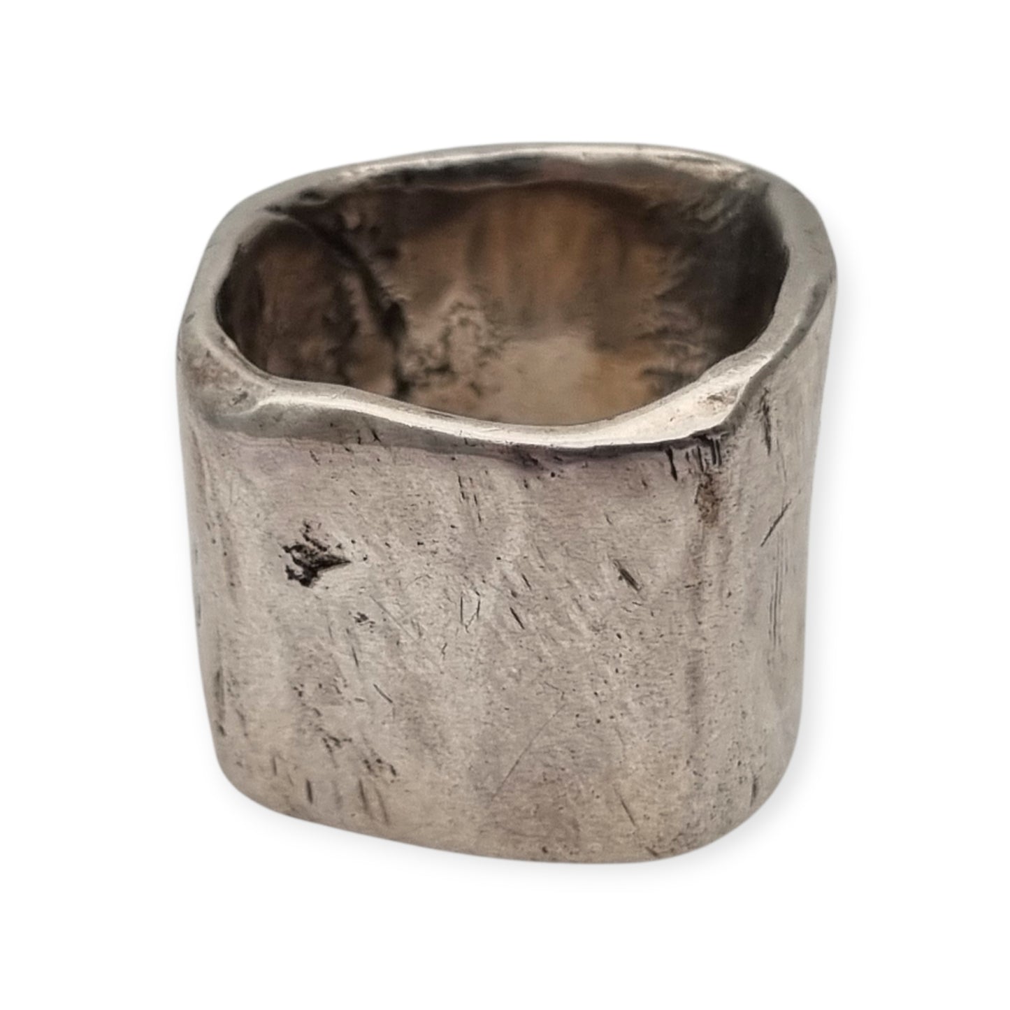 Brutalist silver ring Wide Purabanda silver with a sculptural and organic design, 20th century