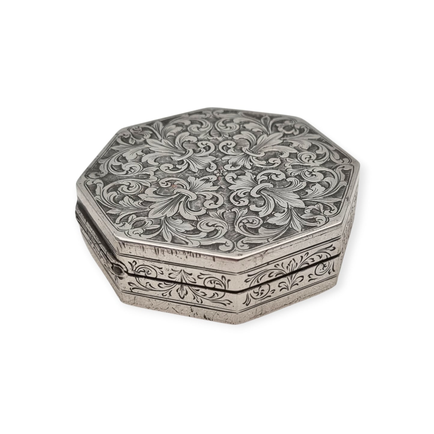 800 Silver Hexagonal Floral Box in Baroque Revival Style, Italy circa 1930