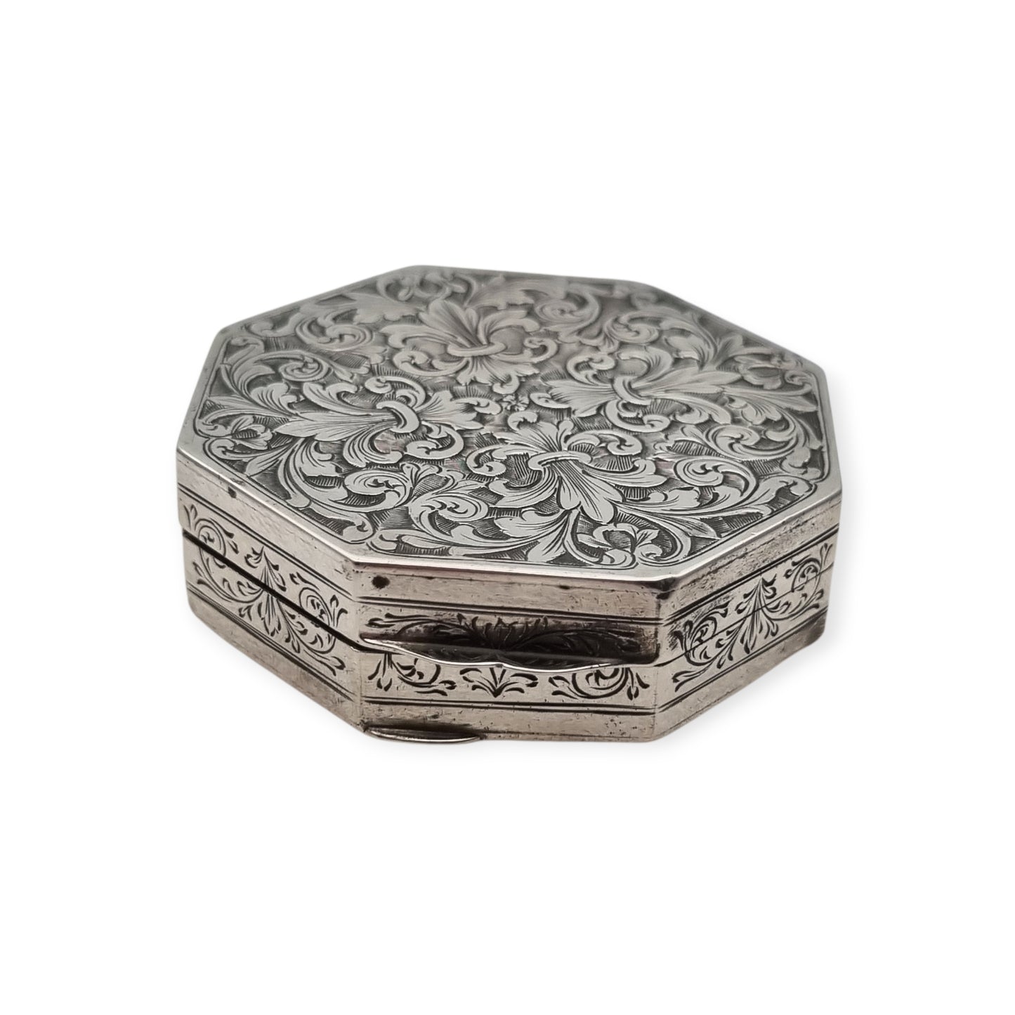 800 Silver Hexagonal Floral Box in Baroque Revival Style, Italy circa 1930