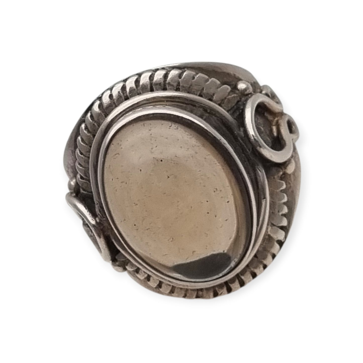 Anillo boho vintage de plata 925 con cabujón ovalado translúcido, circa 1990