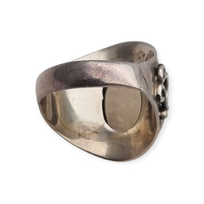 Anillo boho vintage de plata 925 con cabujón ovalado translúcido, circa 1990