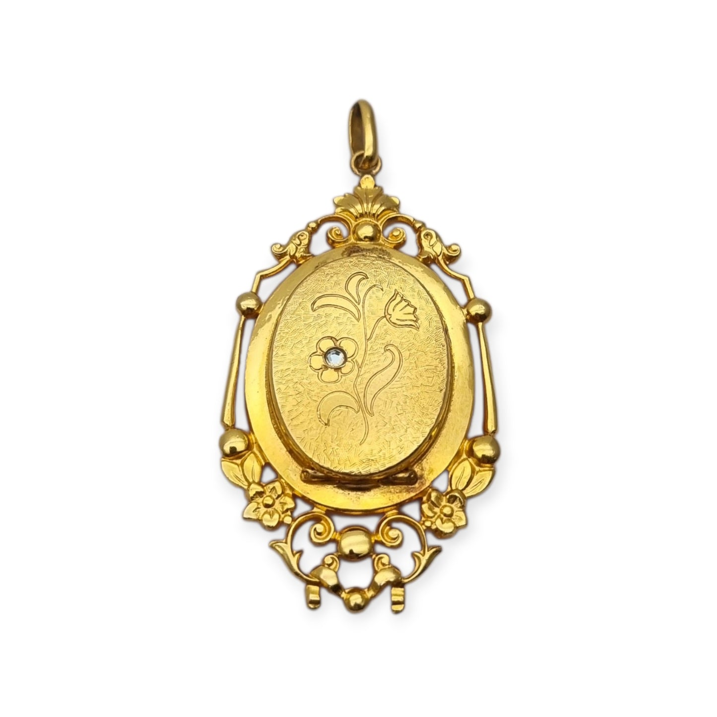French Marius Legros Art Nouveau gold-plated locket with floral engraving circa 1910