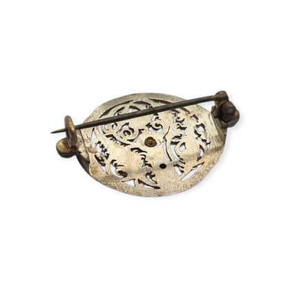 Broche vintage boho étnico de plata con cuentas azules y calado vegetal, años 70-80