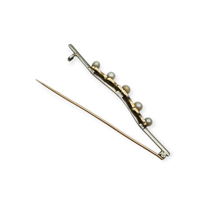 Belle Époque brooch in 14k gold and white metal with pearls, rubies and white sapphires circa 1900