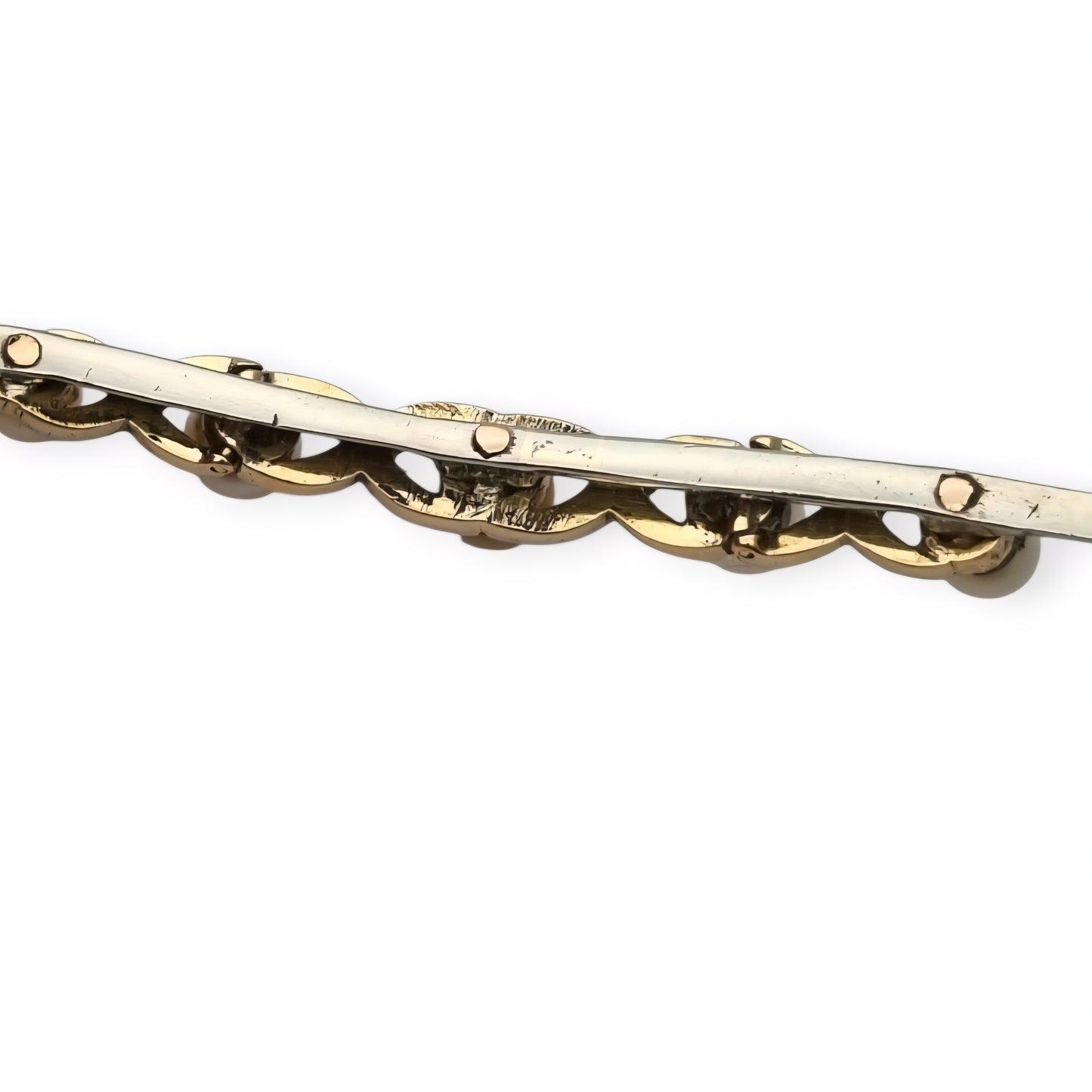 Belle Époque brooch in 14k gold and white metal with pearls, rubies and white sapphires circa 1900