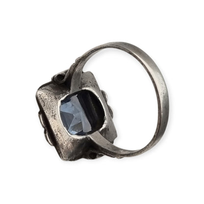Catalan Art Deco silver and gold-plated ring with aquamarine blue glass, circa 1930