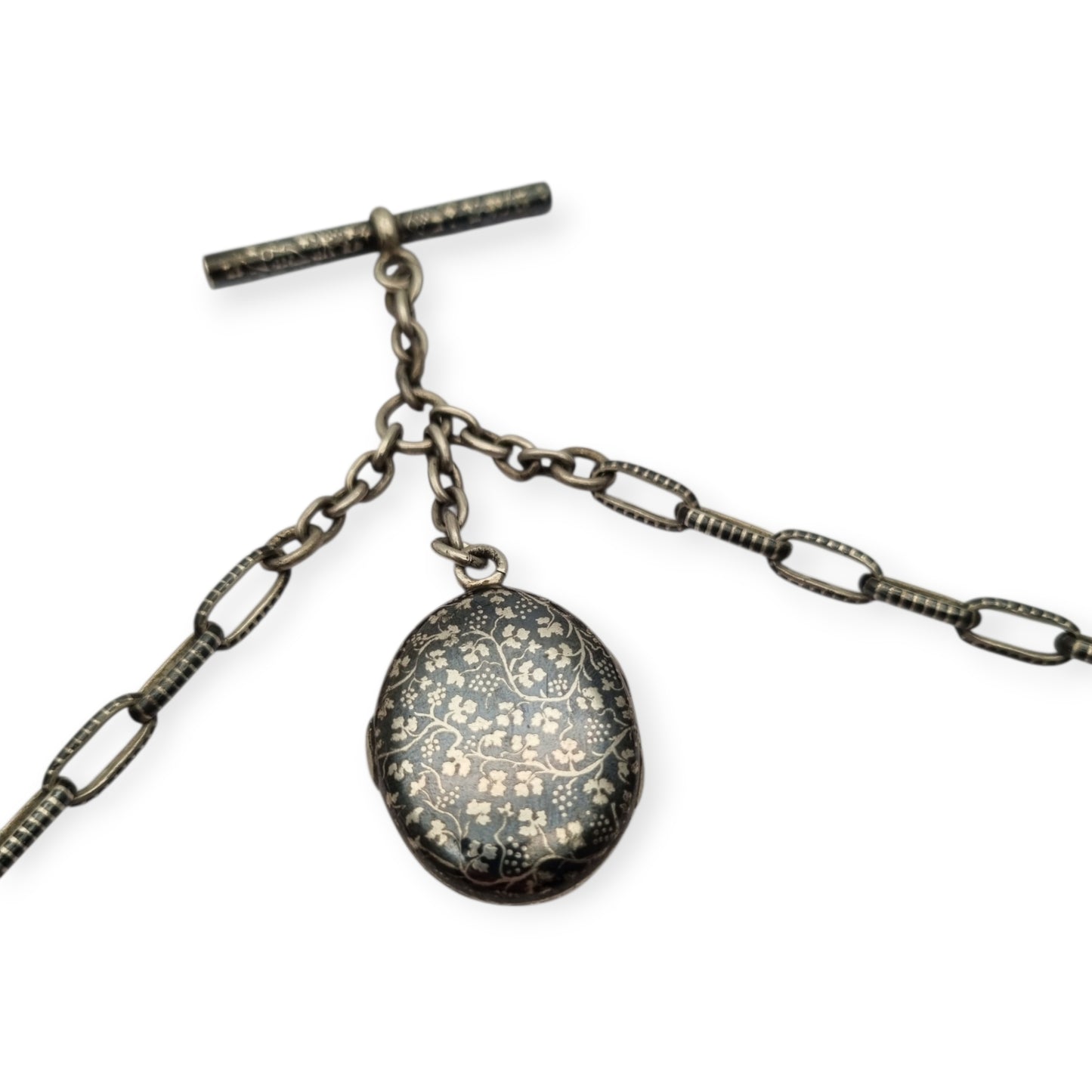 Antigua Cadena Albert completa de plata nielada para reloj de bolsillo con guardapelo monogramado  circa 1890