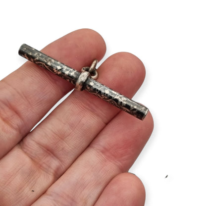 Antigua Cadena Albert completa de plata nielada para reloj de bolsillo con guardapelo monogramado  circa 1890