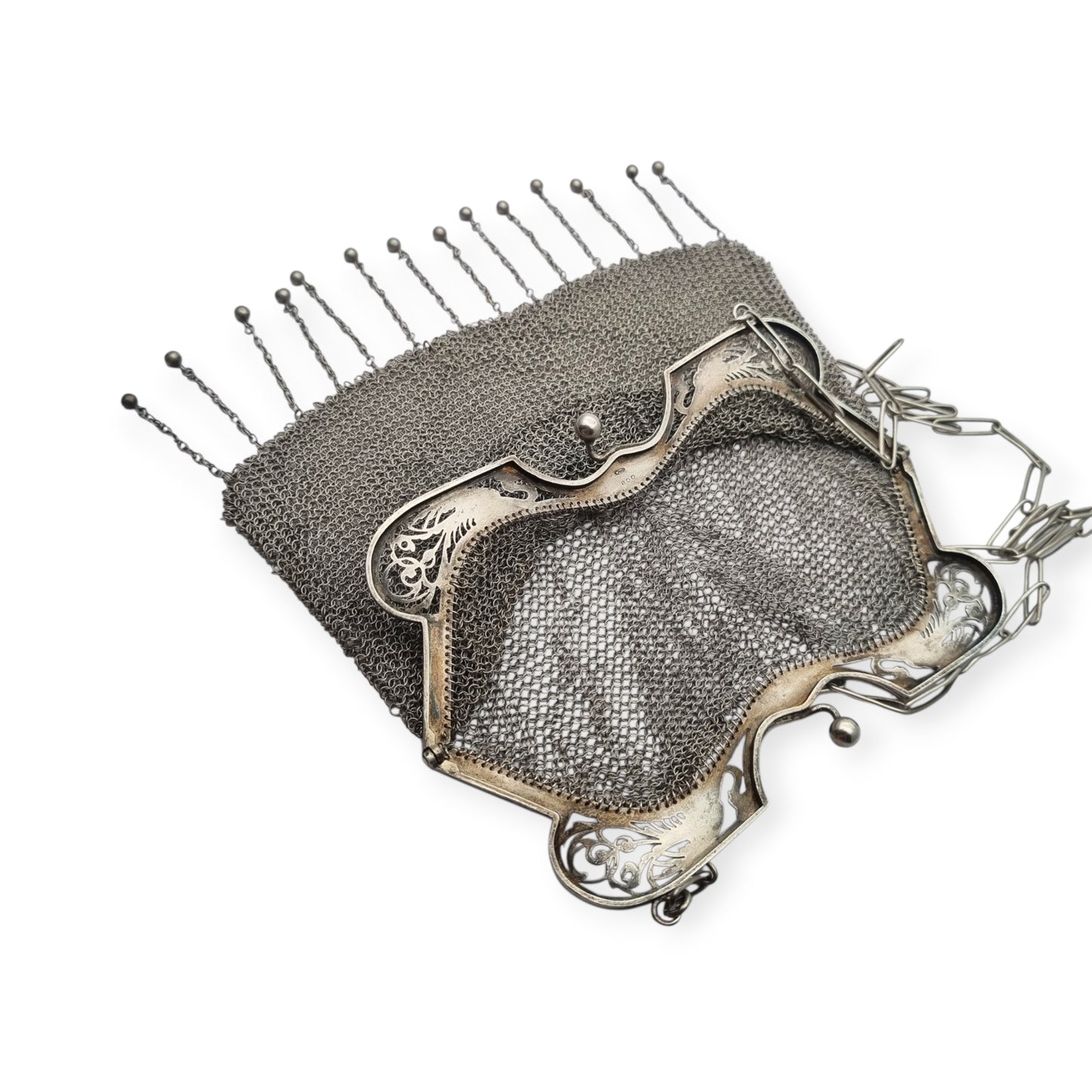 Bolso Antiguo de Malla en Plata 800 Art Nouveau con Boquilla Calada y Aves Estilizadas ca. 190