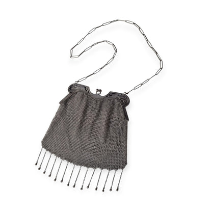 Bolso Antiguo de Malla en Plata 800 Art Nouveau con Boquilla Calada y Aves Estilizadas ca. 190