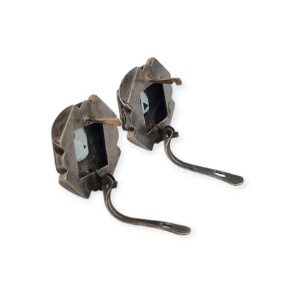 Pendientes Art Déco catalanes en plata con cristal azul, marcasitas y vistas doradas, España, ca. 1940