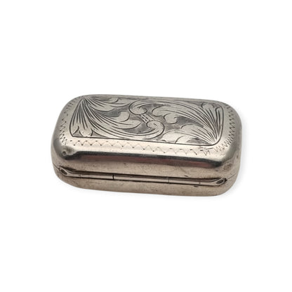 Caja de bolsillo antigua en plata 800, grabado floral de inspiración Art Nouveau, Europa continental, ca. 1900–1935