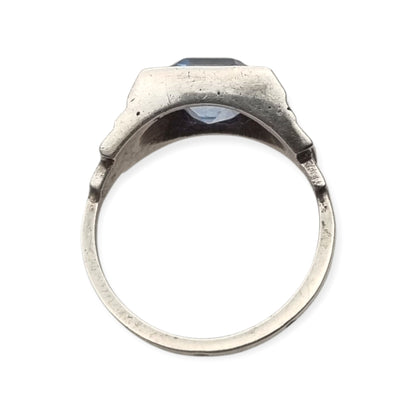 Art Deco sterling silver ring with faceted blue glass, geometric unisex hallmark, ca. 1930–1945
