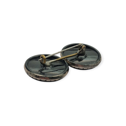 Art Deco two-tone double clip brooch, Charleston era, circa 1925–1935