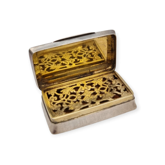 Antique Victorian silver vinaigrette with gilded interior and pierced grill, circa 1850-1880