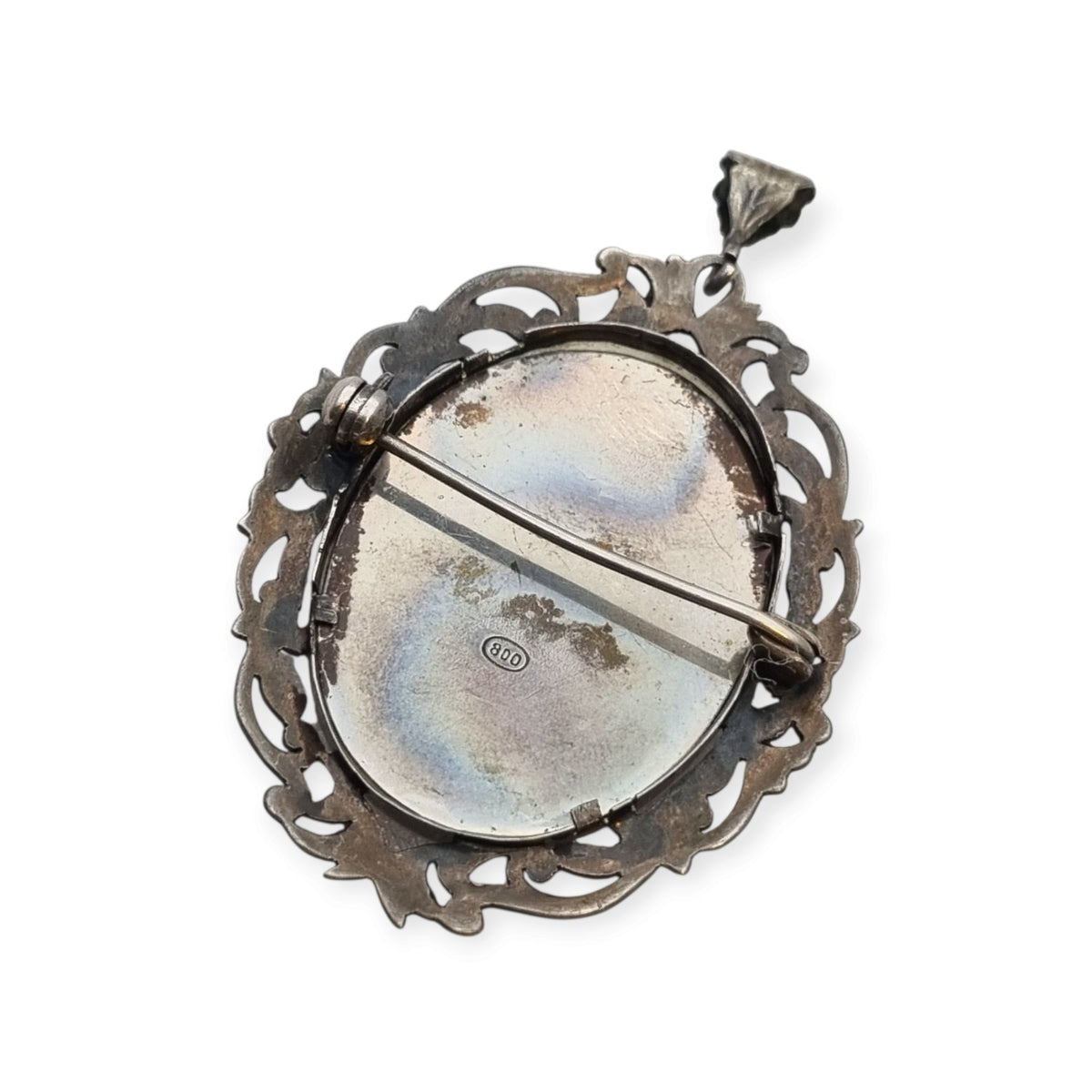 Broche colgante Art Nouveau de plata 800 con miniatura de dama y marco floral, Europa, ca. 1900–1930